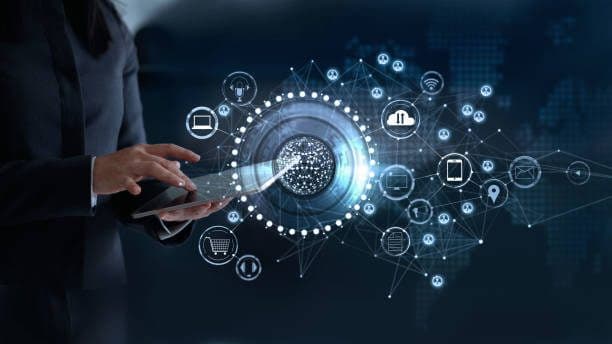 Retail and E-commerce
Retail and E-commerce